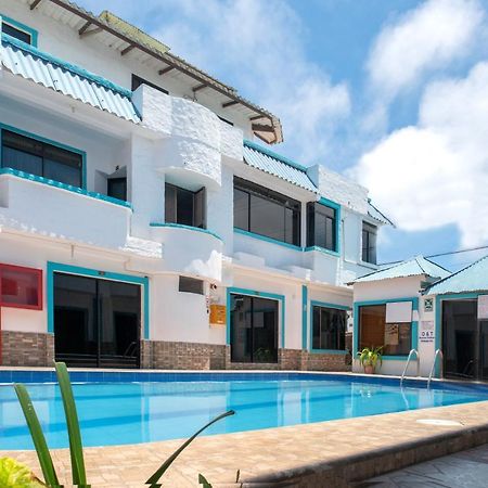 Hotel Galapagos Paradise Пуерто Айора Екстериор снимка