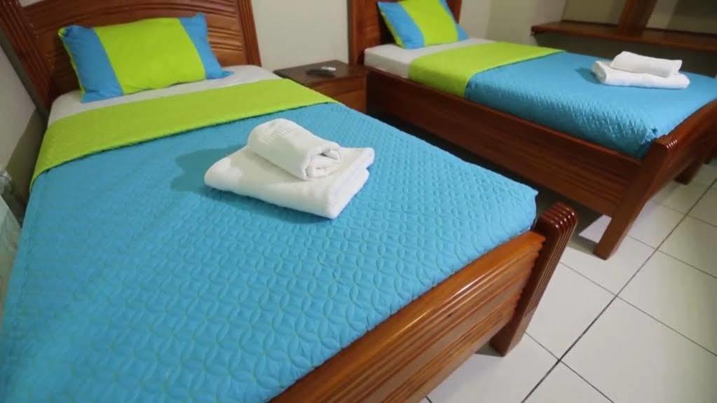 Hotel Galapagos Paradise Пуерто Айора Екстериор снимка